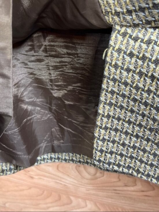 Ann Taylor Loft Size 8 Tweed Skirt with Pockets & Decorative Buttons Side - Picture 8 of 13